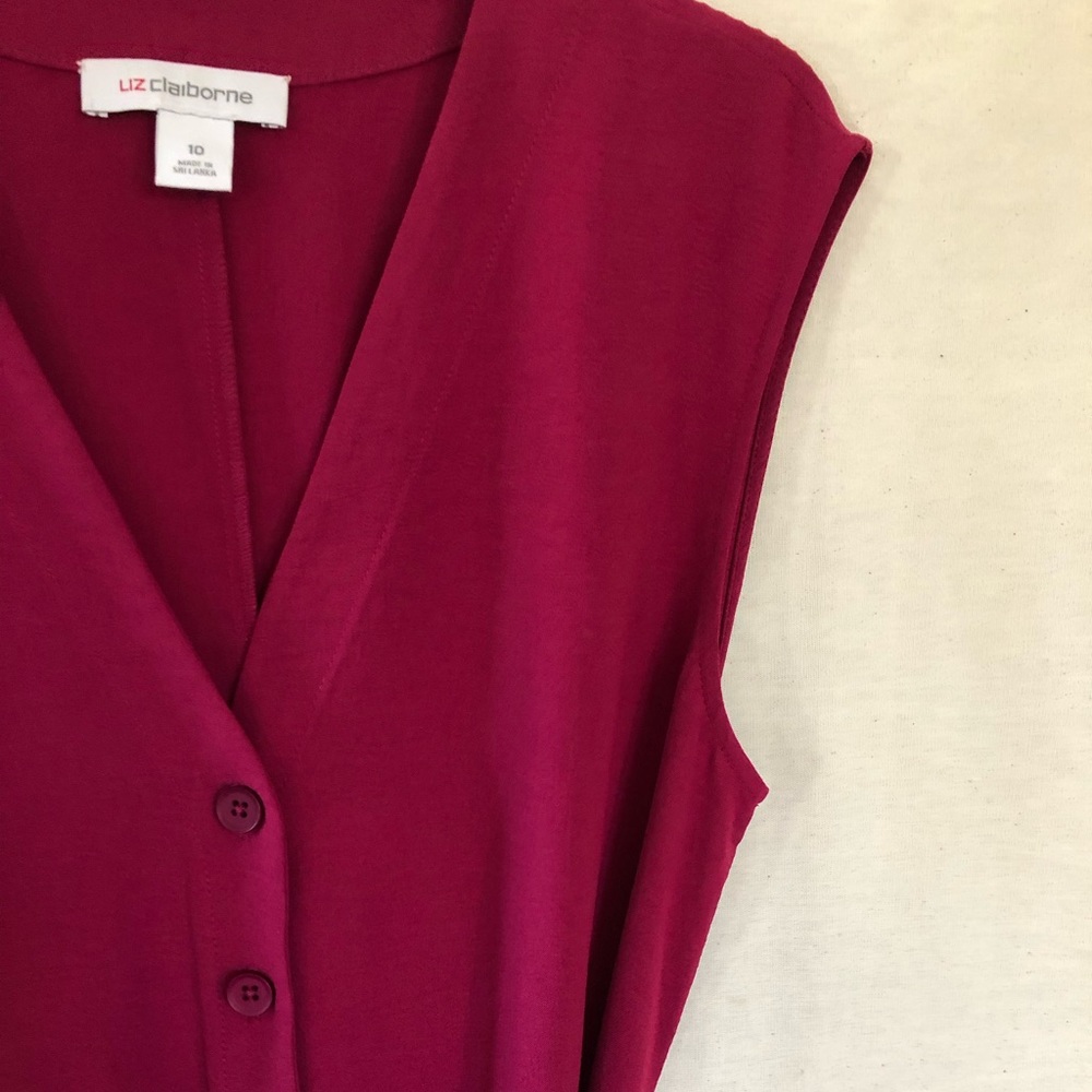 NWOT Liz Claiborne sleeveless dress in hot pink. Never worn